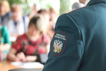 сотрудники налоговой службы приняли участие в подготовке участников чемпионата по финансовой грамоте - фото - 1
