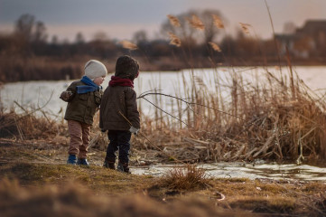 памятка ДЛЯ РОДИТЕЛЕЙ И ДЕТЕЙ «ОСТОРОЖНО, ТОНКИЙ ЛЕД» - фото - 1