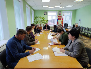 на планерке у Главы - фото - 1