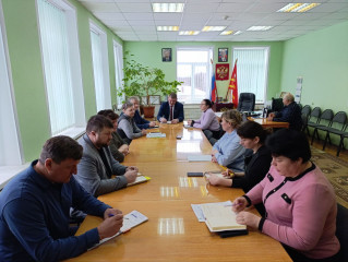 на планерке у Главы - фото - 1