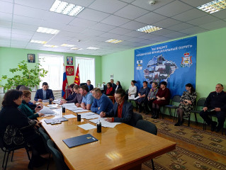 состоялось 24-е очередное заседание Ершичского окружного Совета депутатов первого созыва - фото - 2