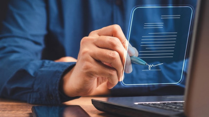 до 1 сентября рекомендуется переоформить КЭП  для сдачи отчетности в СФР - фото - 1